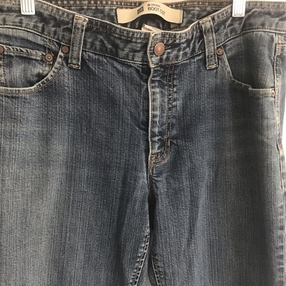 Gap original med wash  boot cut jean, size 10L - Picture 2 of 10